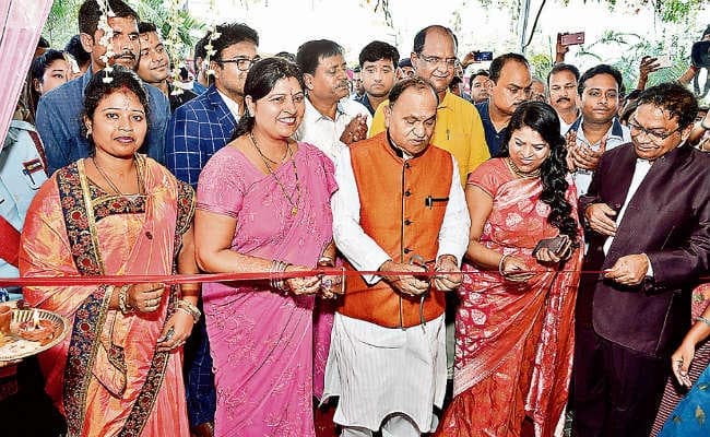 रांची : अस्पताल का पहला कार्य सेवा होना चाहिए : सीपी