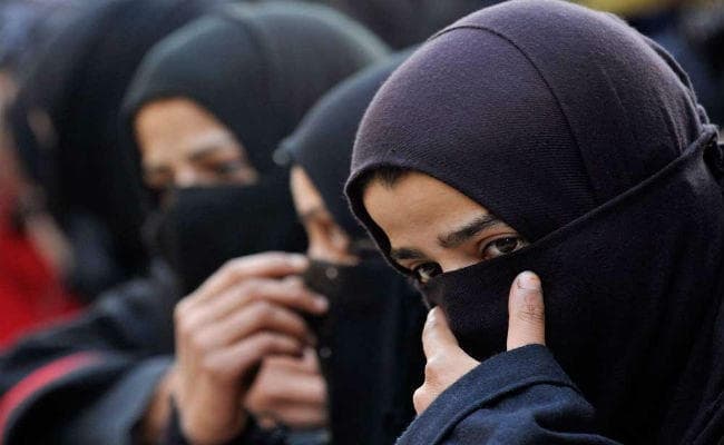 केंद्रीय कैबिनेट ने ‘ट्रिपल तलाक'' को अपराध बनाने के लिए अध्यादेश को मंजूरी दी