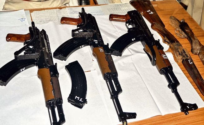 पटना : धनबाद के कोल माफिया को भी बेची गयी एके-47, मुंगेर पहुंची क्राइम ब्रांच की टीम, शमशेर-नियाजुल से होगी पूछताछ