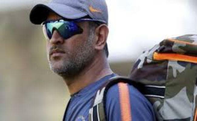 MasterCard के कैश टू डिजिटल अभियान से जुड़े एमएस धोनी