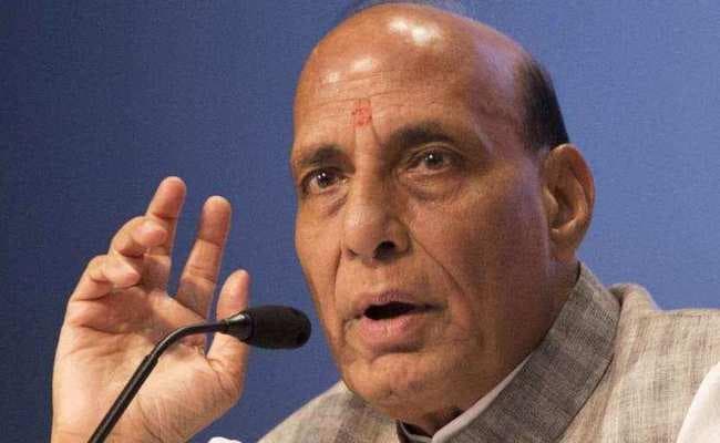 गृह मंत्री ने बीएसएफ से कहा - जवान का गला रेतने में शामिल पाक सैनिकों के खिलाफ सख्त कार्रवाई करें