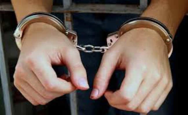 अवमानना मामले में भाजपा नेता गिरफ्तार