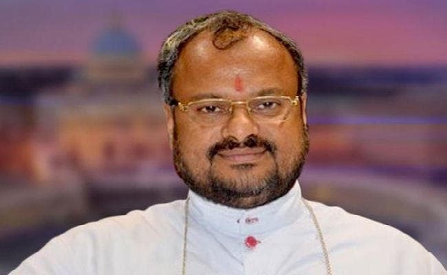 नन से बलात्कार के आरोपी बिशप फ्रांको मुलक्कल गिरफ्तार