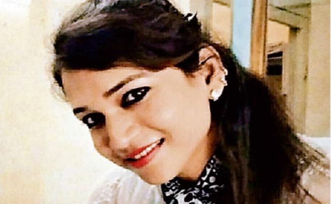 ट्रेंड सेटर बन रहे ट्रांसजेंडर