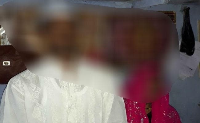 घर से फरार हुए प्रेमी जोड़े को पुलिस पकड़ कर पहले थाने ले आयी, फिर...