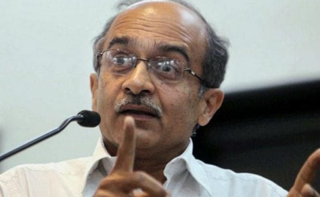राफेल सौदा भारत में ‘सबसे बड़ा रक्षा घोटाला” : प्रशांत भूषण