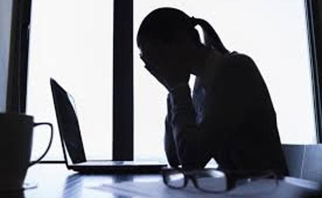 UP : उत्पीड़न के बाद दलित महिला ने छोड़ा कॉलेज