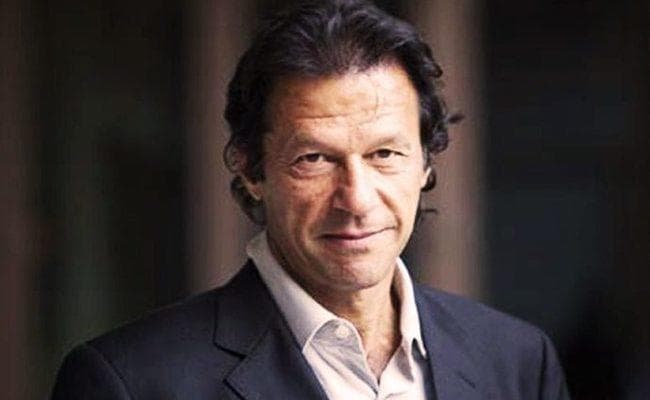 इमरान को अयोग्य करार देने की मांगवाली याचिका पाक सुप्रीम कोर्ट ने खारिज की