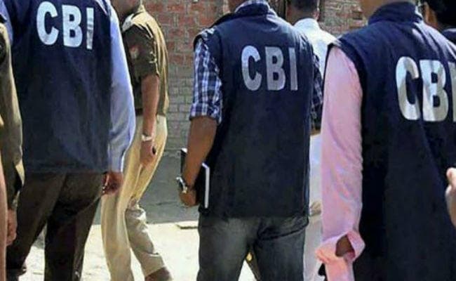 देवघर :  चिटफंड घोटाले की जांच में पहुंचे रांची सीबीआइ के इंस्पेक्टर