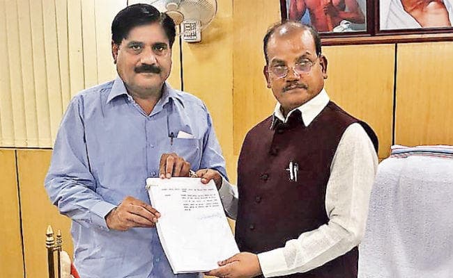 रांची : विधायक फंड से कार्य शुरू नहीं होने पर तत्काल पदाधिकारी से राशि वापस ली जाये : समिति