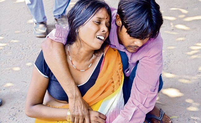 पटना : इलाज के लिए घंटों इंतजार, मरीजों में मचा हाहाकार