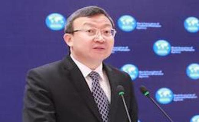 Trade War : चीन ने कहा-गले पर छुरी रख कर बात करना चाहता है अमेरिका