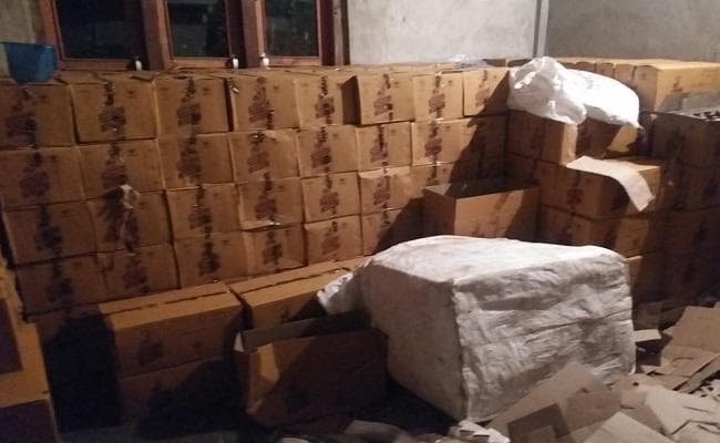 नकली शराब के कारोबार का भंडाफोड़, आधे बिहार को बीमार करने की थी तैयारी