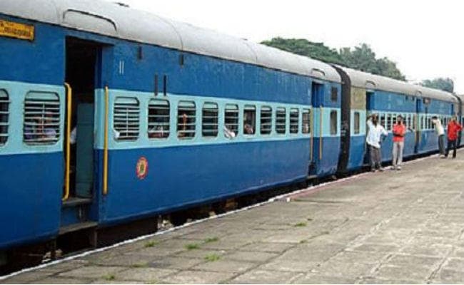 रांची : समय पर ट्रेन परिचालन के मामले में रांची रेल मंडल फिर से पूरे देश में नंबर वन बना