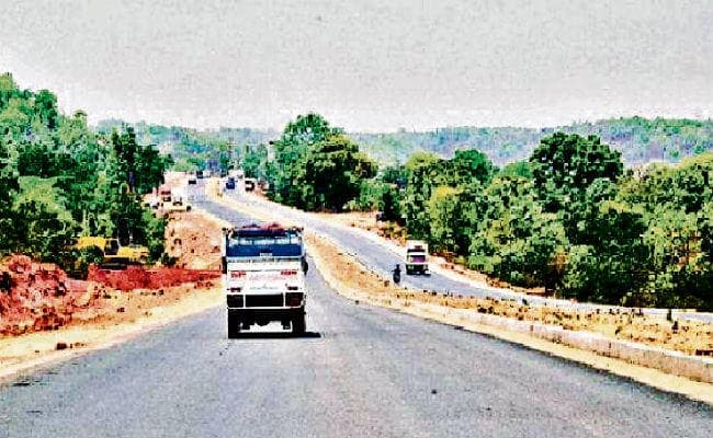 एनएचएआइ ने हाइकोर्ट को दी जानकारी, चार चरणों में की जायेगी एनएच-33 की फोर लेनिंग