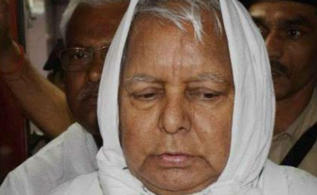 रांची : लालू प्रसाद का शुगर अनियंत्रित दिया जा रहा है तीन वक्त इंसुलिन