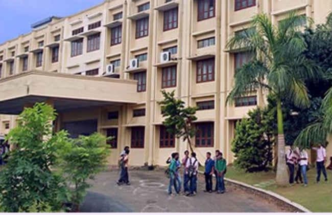 BCECEB : बिहार के इंजीनियरिंग कॉलेजों में नामांकन के लिए आज से च्वाइस फिलिंग, जानें डिटेल्स