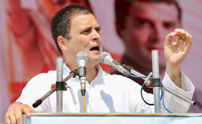 राजौला में पीएम मोदी पर जमकर बरसे राहुल गांधी, कहा- पीएम ने किये झूठे वादे