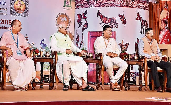 लोकमंथन : प्रश्नों को प्रोत्साहित करने की आजादी केवल भारतीय सभ्यता में ही है : हृदय नारायण दीक्षित