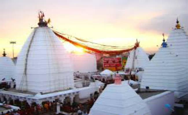 70 हजार भक्तों ने किया जलार्पण