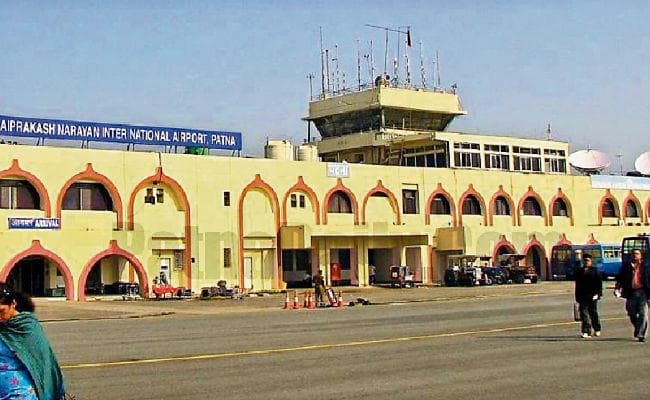 पटना : रनवे व एप्रोच लाइट का भी होगा विस्तार