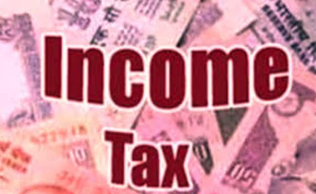 पटना : कारोबारी अमर पांडेय के तीन ठिकानों को आयकर विभाग ने खंगाला