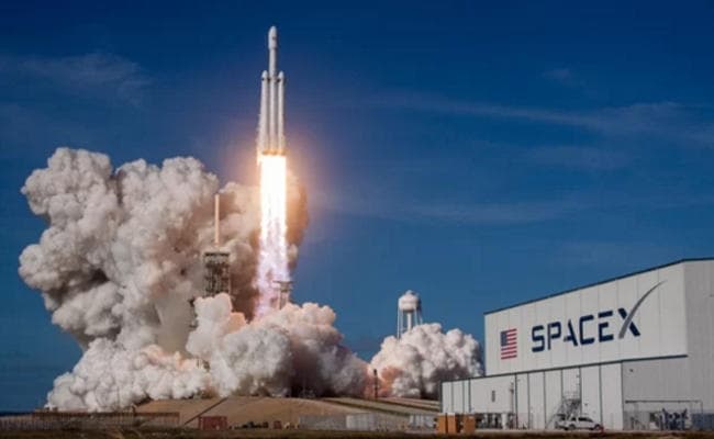 28 सितंबर : SpaceX ने पहली बार Falcon1 को सफलतापूर्वक प्रक्षेपित किया