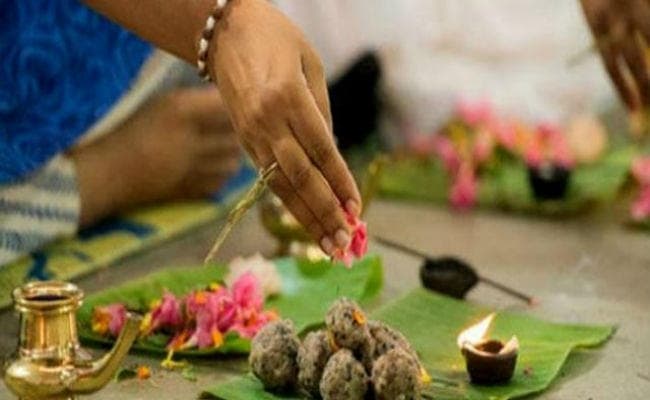 एक नहीं बारह प्रकार के हो सकते हैं श्राद्ध, अपनी जड़ों को सींचने का काल है पितृपक्ष