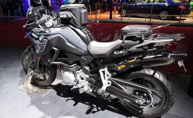 बीएमडब्ल्यू मोटररैड लॉन्च की 14.4 लाख रुपये तक रेंज की दो नयी बाइक