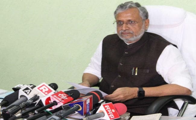 राजद ऐसी पार्टी जिसके आधे जेल में हैं और आधे जाने की कगार पर हैं : सुशील मोदी