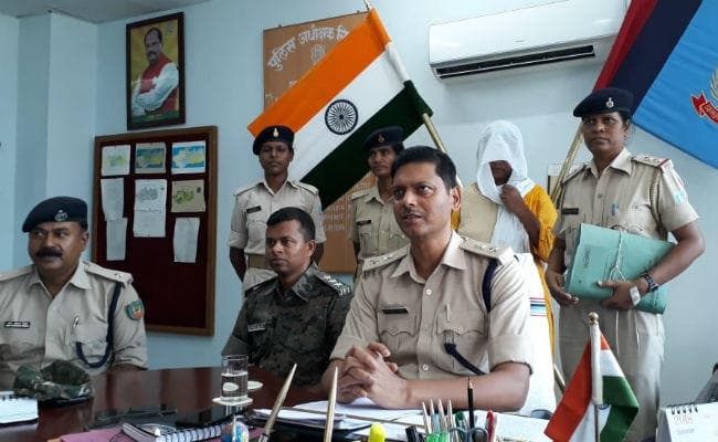 सिमडेगा : सेवा संस्थान की आड़ में मानव तस्करी का धंधा, आरोपी महिला दिल्ली से गिरफ्तार
