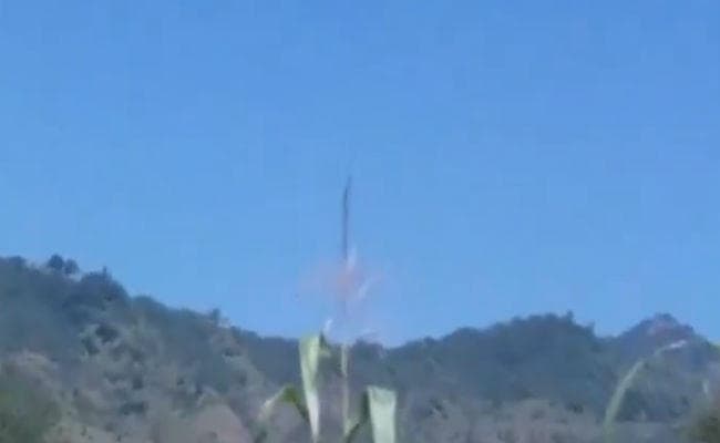 VIDEO: भारतीय सीमा के अंदर दाखिल हुआ पाकिस्तानी हेलिकॉप्टर, जवानों ने की फायरिंग फिर...