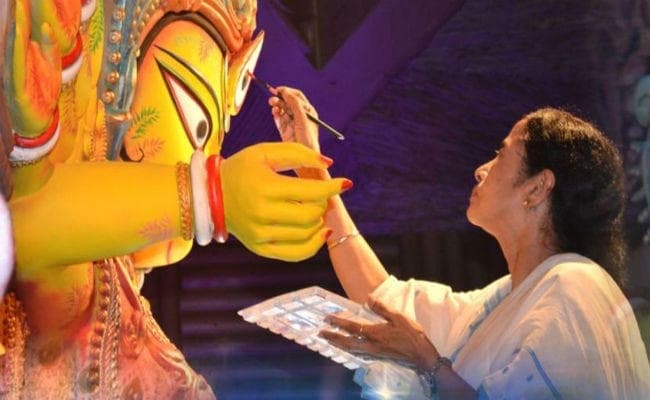 विश्व का श्रेष्ठ उत्सव दुर्गा पूजा : मुख्यमंत्री