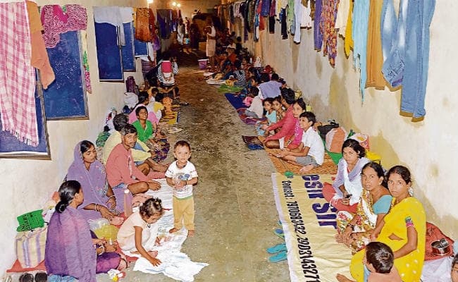 पटना : 12 हजार लोगों का रेस्क्यू बांटे गये 2700 फूड पैकेट