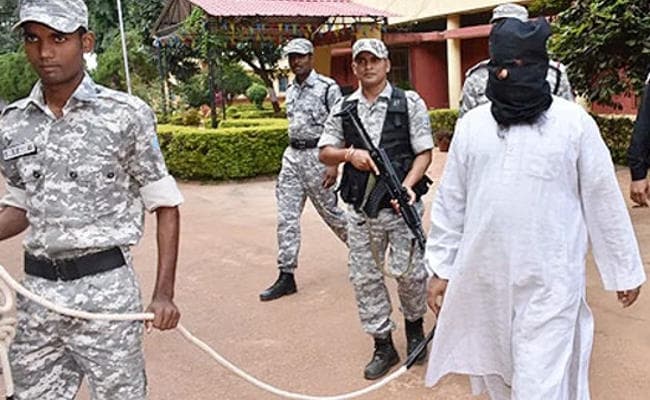 संदिग्ध आतंकी कलीमुद्दीन की रिमांड पांच दिन बढ़ी, कई सफेदपोश से सांठगांठ का खुलासा