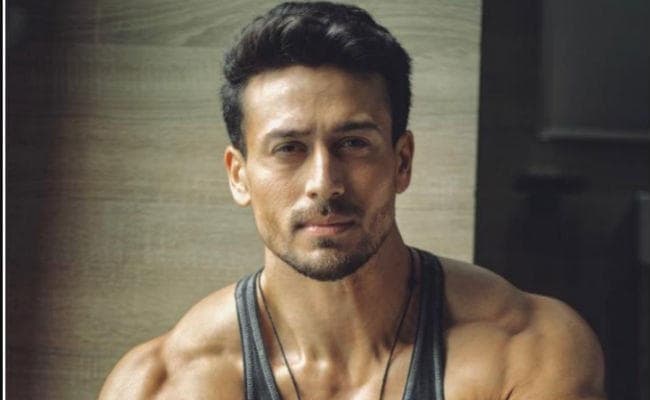 अच्छा लगता है एक्शन हीरो कहलाना : टाइगर श्रॉफ