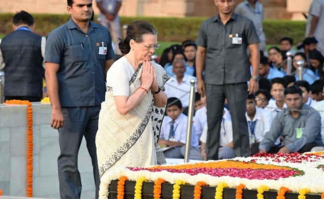 गांधी जयंती के बहाने सोनिया-प्रियंका ने किया भाजपा-RSS पर वार,कहा-.....ऐसे लोग कैसे समझेंगे