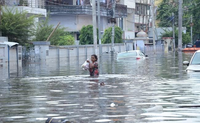 बिहार में भारी बारिश का अलर्ट, 3 और 4 अक्टूबर को पटना के सभी स्कूलों को बंद करने का आदेश