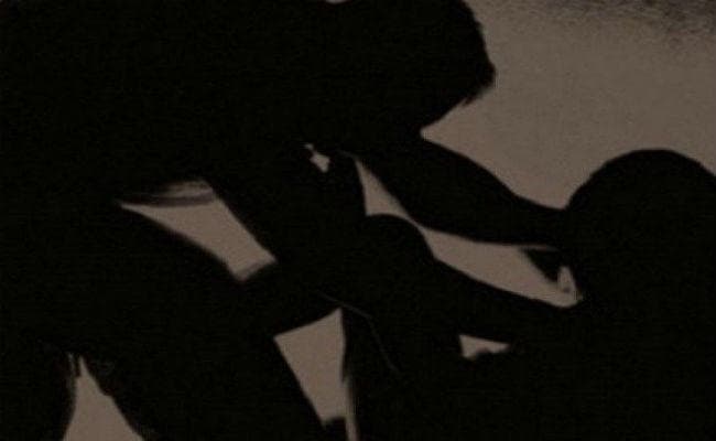 नशे का इंजेक्शन देकर छात्रा से सामूहिक दुष्कर्म!