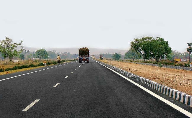 जलजमाव से पांच सड़कों के निर्माण में देरी