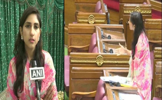 यूपी विधानसभा का विशेष सत्र जारी, पार्टी लाइन तोड़ चर्चा में शामिल हुईं कांग्रेस विधायक अदिति सिंह