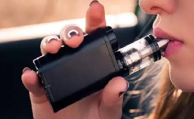 स्कूलों में ई-सिगरेट के उपयोग पर रखें कड़ी नजर