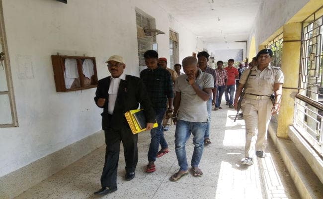 सामूहिक दुष्कर्म के 4 आरोपियों को उम्रकैद की सजा