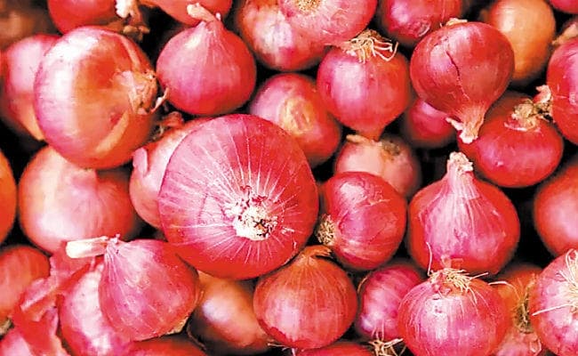 सरकार द्वारा किये गये प्रयासों का दिख रहा असर, जल्द कम हो सकती है कीमतें थोक मंडी में प्याज 30 के नीचे