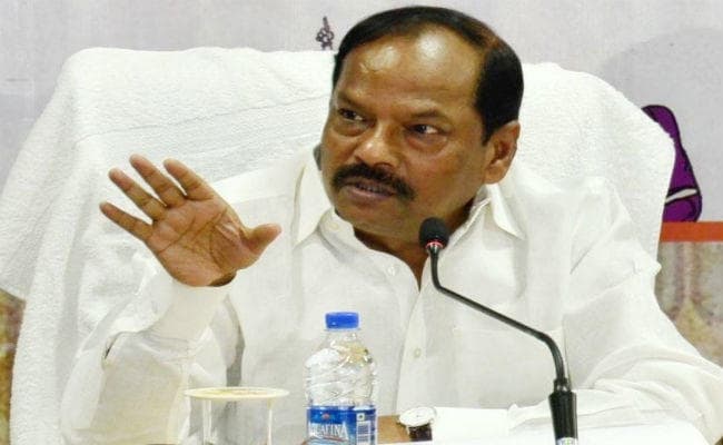 सिमडेगा : कांग्रेस व झामुमो भष्टाचार की जननी है : रघुवर दास