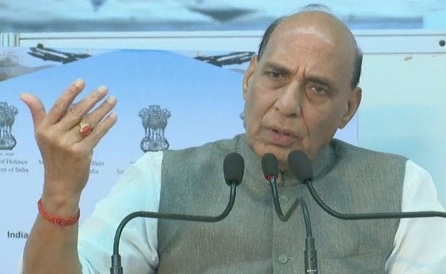 रक्षा मंत्री राजनाथ ने कहा- भ्रष्टाचार की शिकायतों के डर से फैसले लेने से नहीं हिचकिचाउंगा