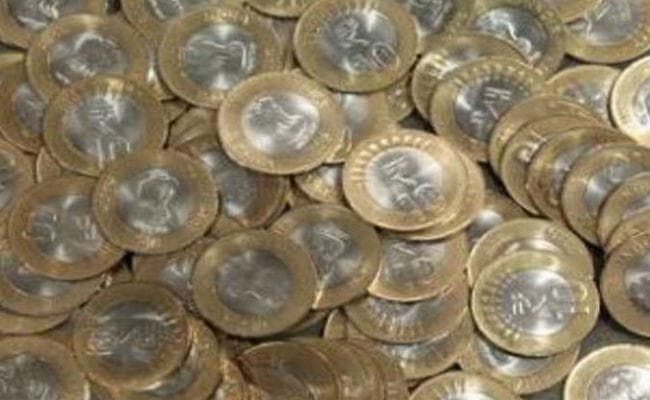 महाराष्ट्र चुनाव : उम्मीदवार ने 10 रुपये के सिक्कों में जमानत राशि जमा करायी