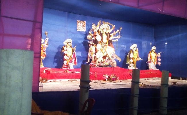 दुर्गा पूजा: प्रशासन ने रांची के इस पूजा पंडाल को बताया असुरक्षित, हुआ हाइवोल्टेज ड्रामा फिर...