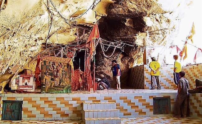 हिंगलाज मां तुम्हीं भवानी, महिमा अमित न जात बखानी