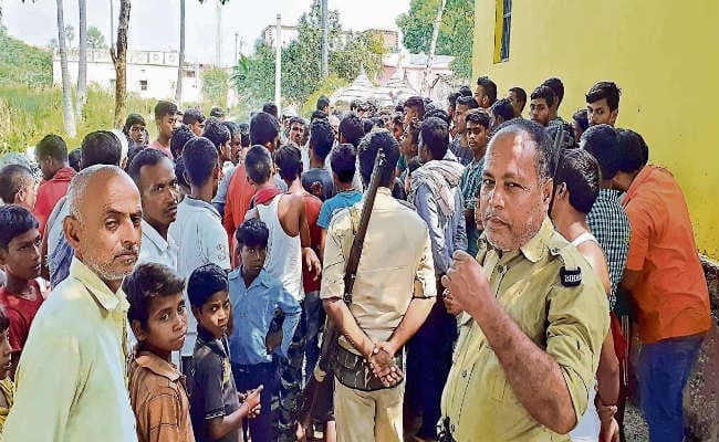 छपरा में राम-जानकी मठ से आठ करोड़ रुपये की तीन मूर्तियां चोरी